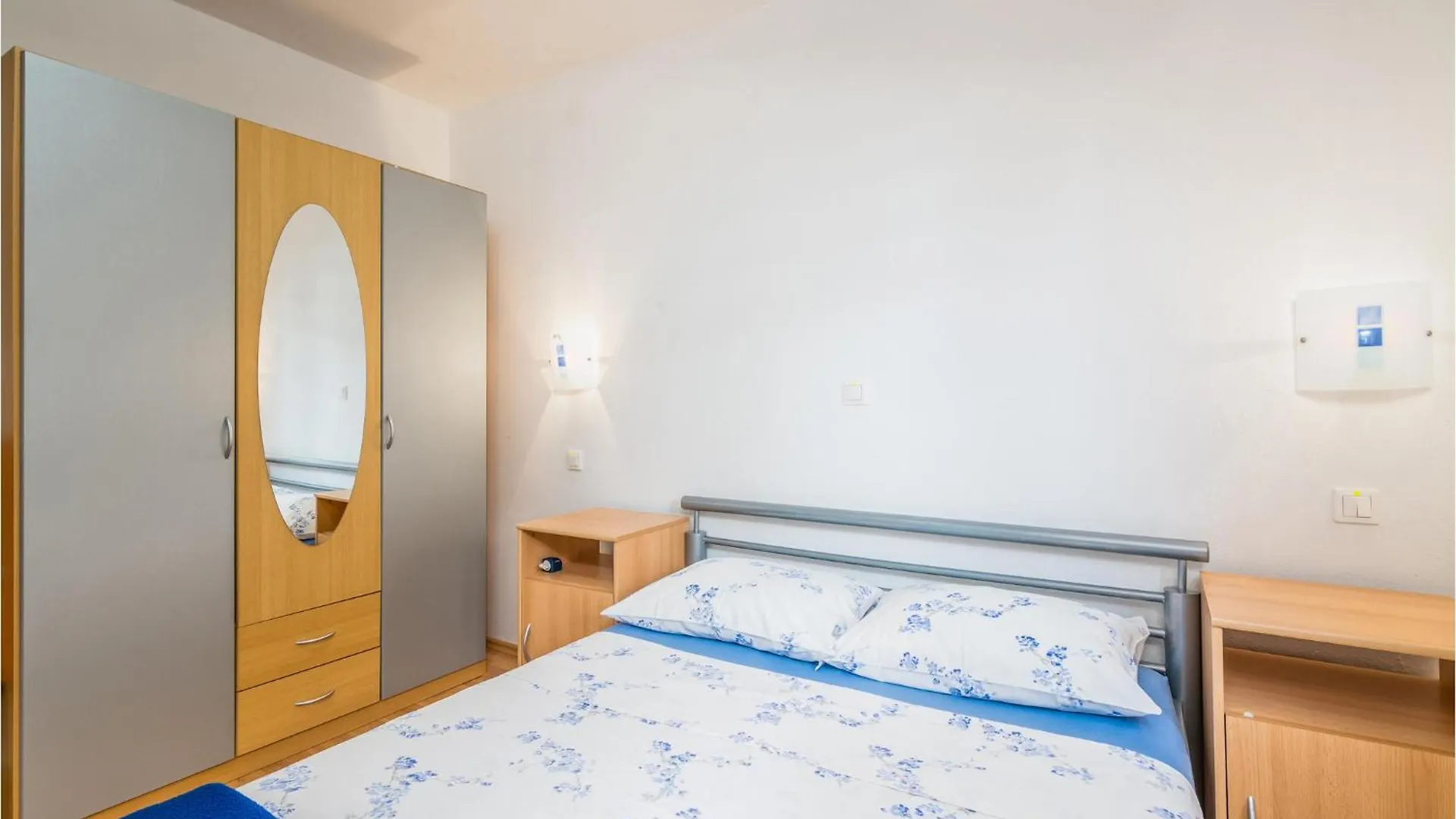 Stunning Apartment In Njivice With Wifi