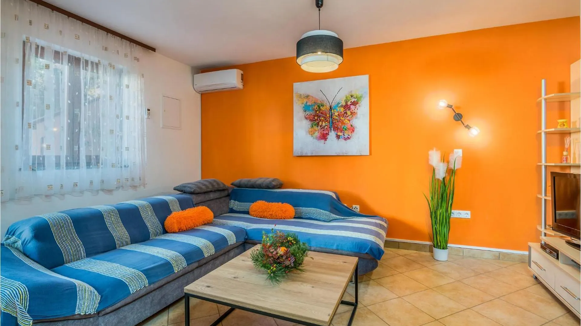 Stunning Apartment In Njivice With Wifi 0*,  Croatia